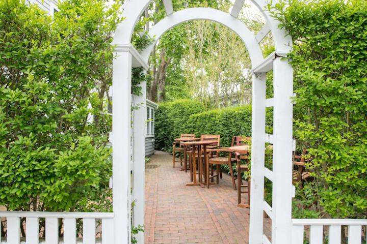 Anchor Inn