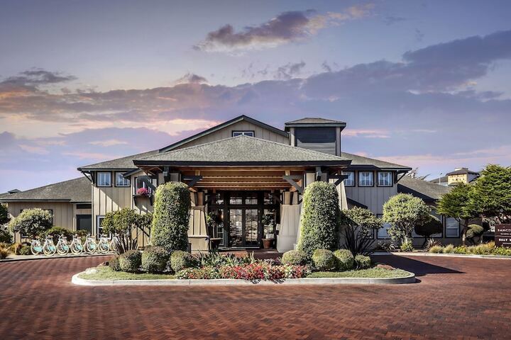 Hotel 5 of 65