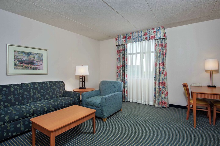 Room 48 of 69