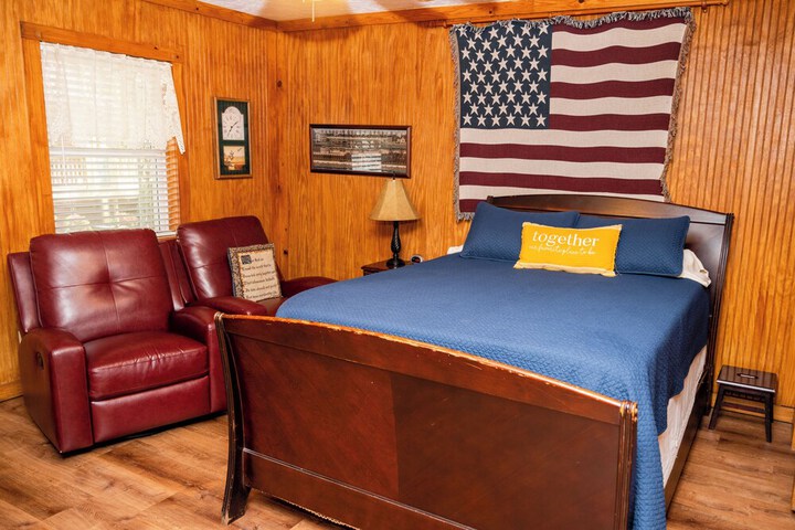 Mountain Aire Cottages Inn & Glamping
