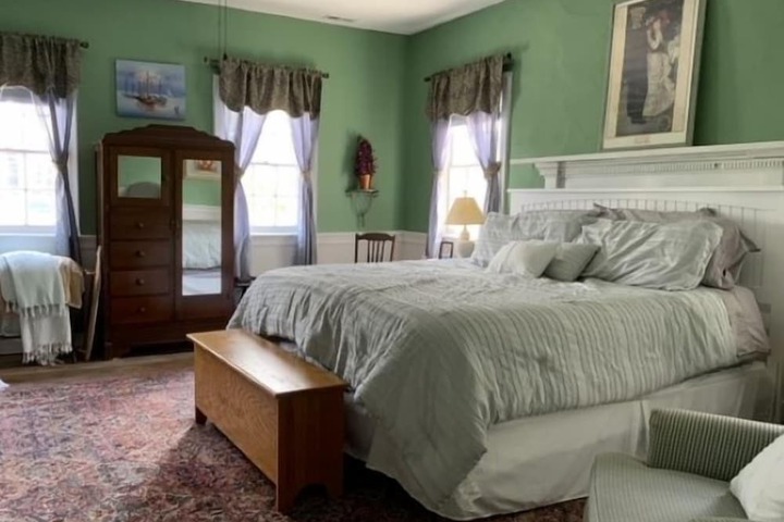 Room 15 of 29