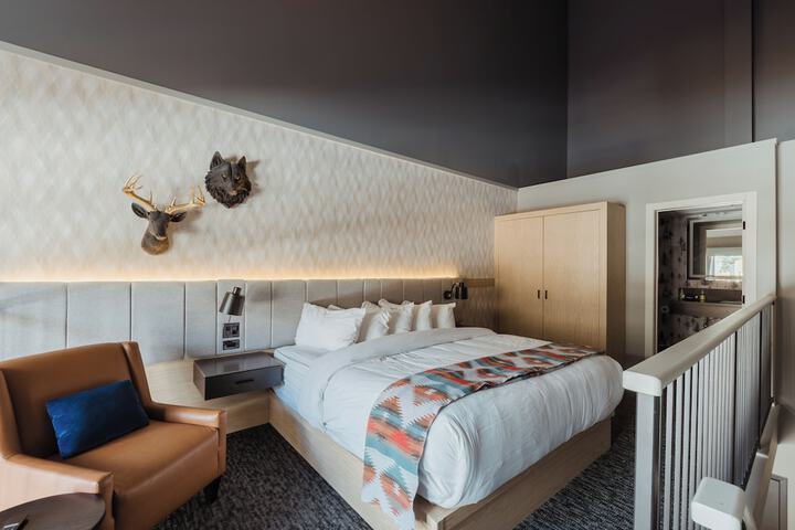 Everwild Canmore Hotel