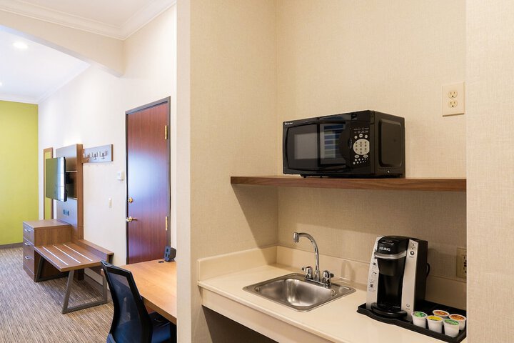 Room 44 of 63