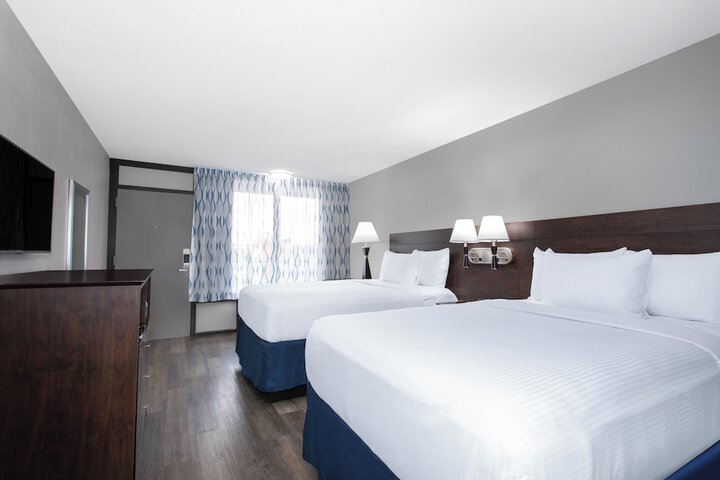 Room 16 of 25