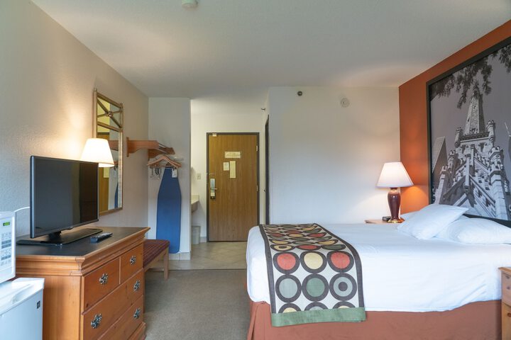 Room 38 of 49