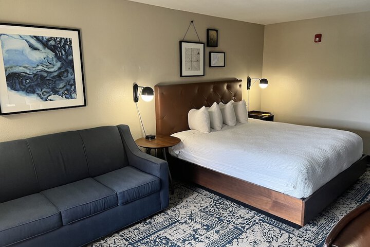 Room 29 of 60