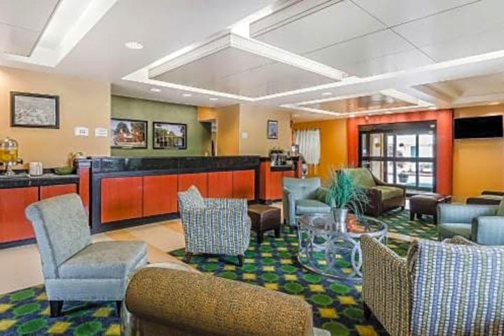 Quality Inn & Suites Lexington