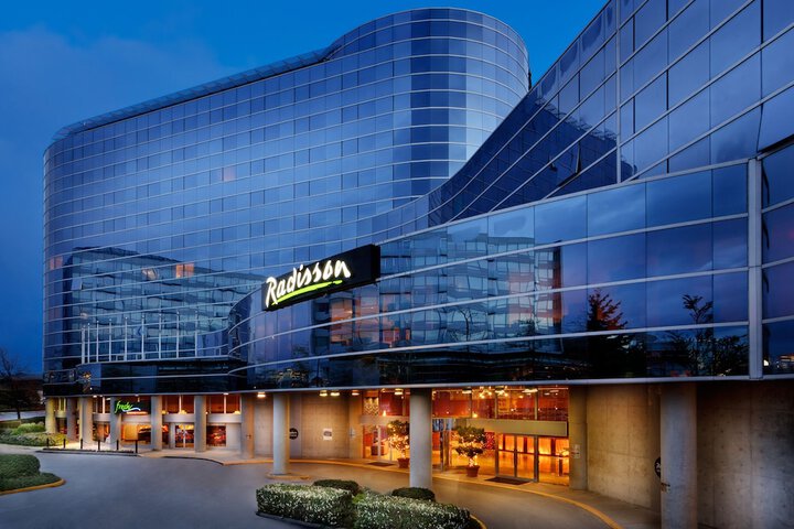 Radisson Hotel Vancouver Airport