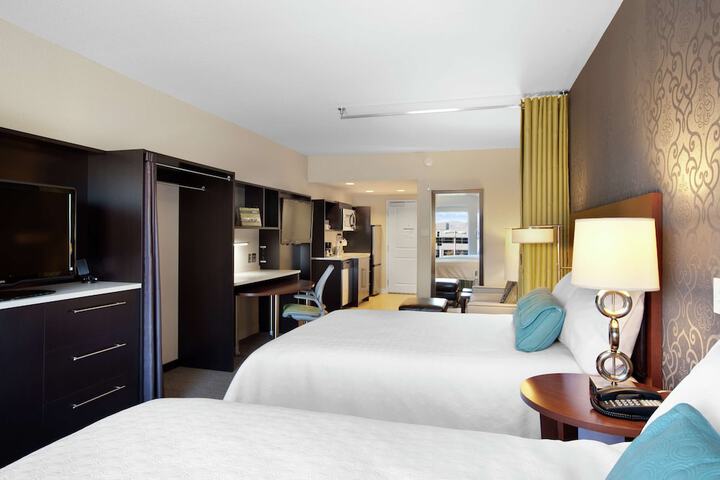 Room 12 of 22