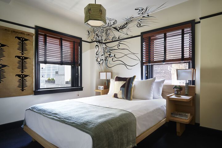 Room 41 of 102