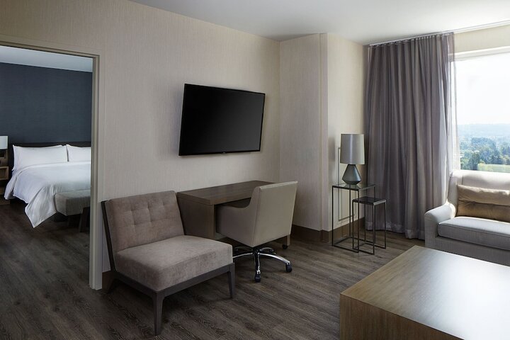 Room 25 of 89