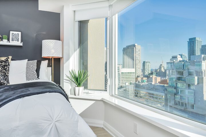 Room 52 of 82