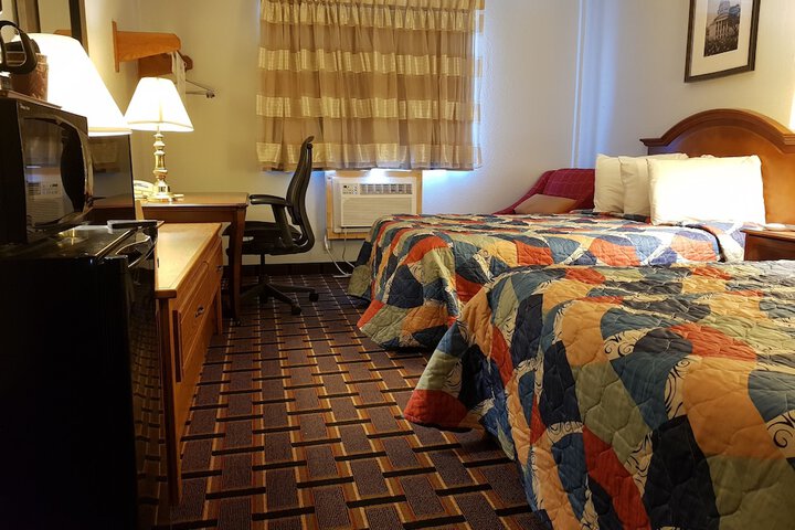 Room 17 of 54