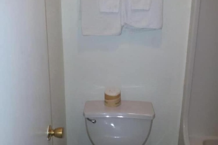 Room 30 of 52