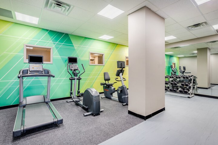 Holiday Inn Lafayette-City Centre by IHG