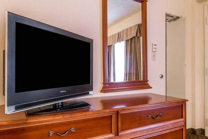 Room 7 of 23