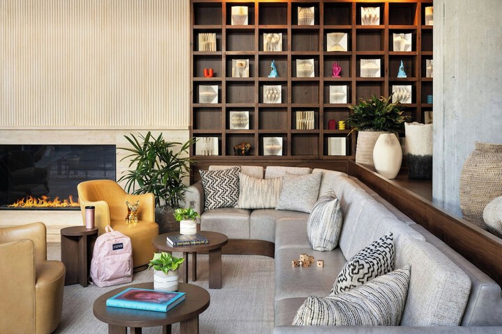 Hotel Interior 12 of 39