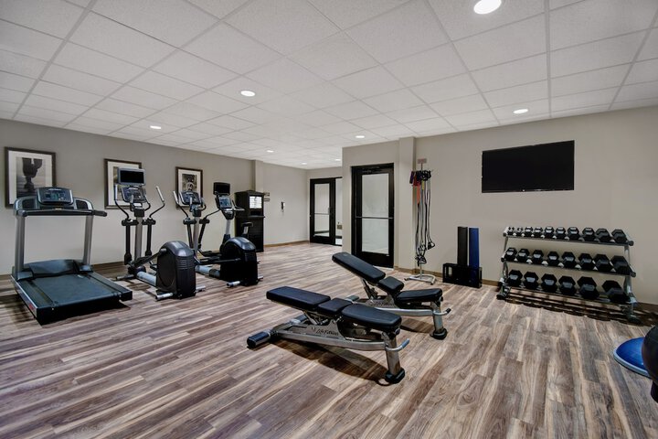 Staybridge Suites Sterling Heights - Detroit by IHG