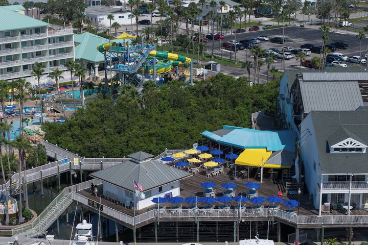 Holiday Inn & Suites Clearwater Beach S-Harbourside by IHG