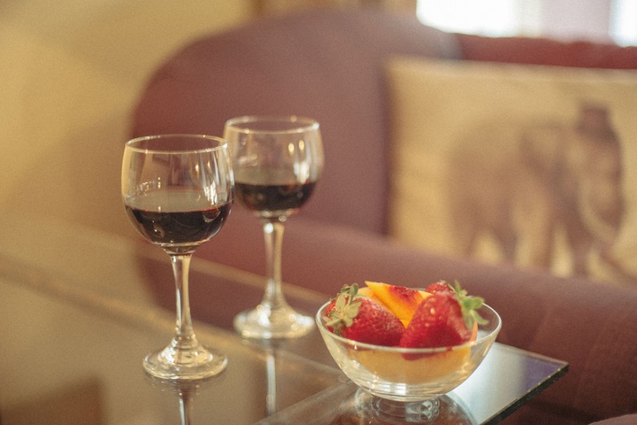 Lounge 80 of 90