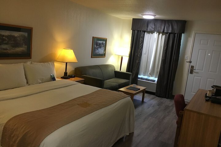 Room 44 of 72