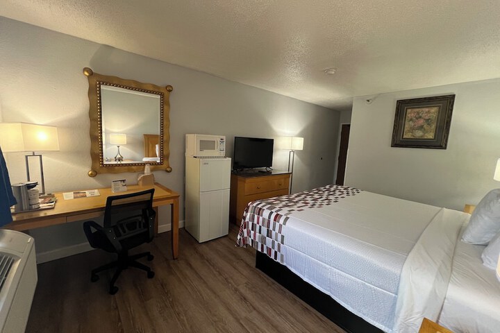 Room 20 of 50