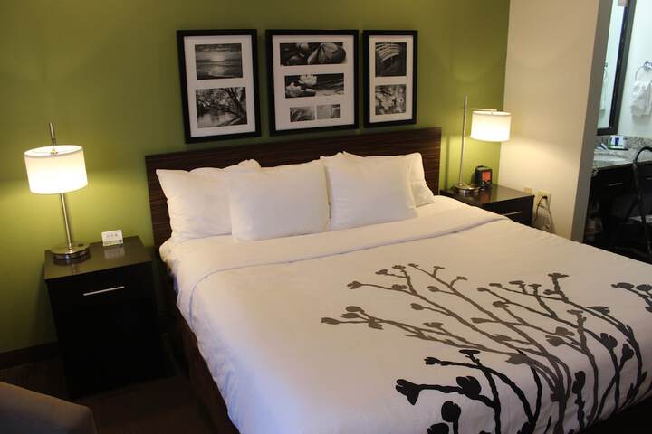 Room 34 of 55