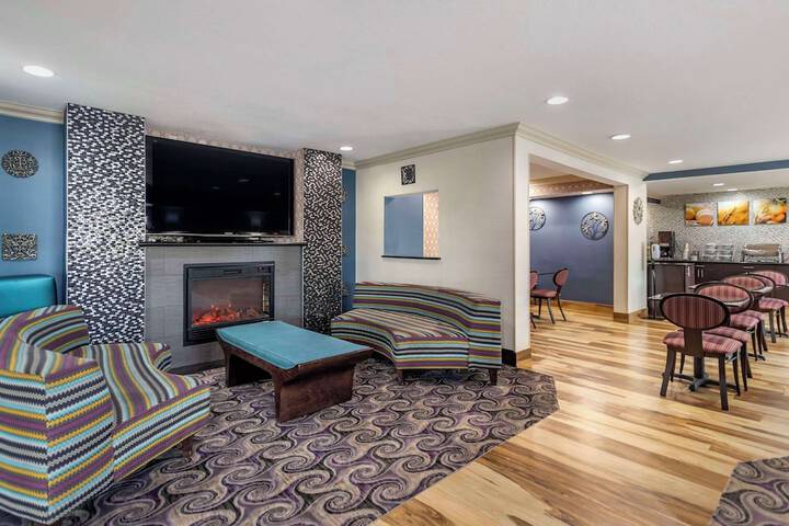 Hotel Interior 10 of 42