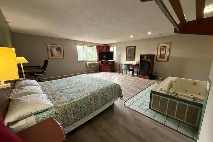 Coldwater Inn & Suites near I 69