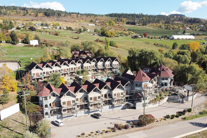 Hotel 2 of 34