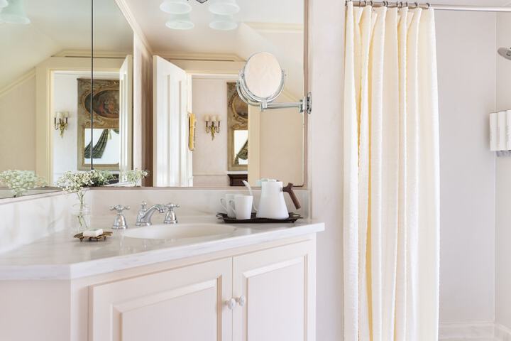 Seven Gables Inn on Monterey Bay a Kirkwood Collection Property