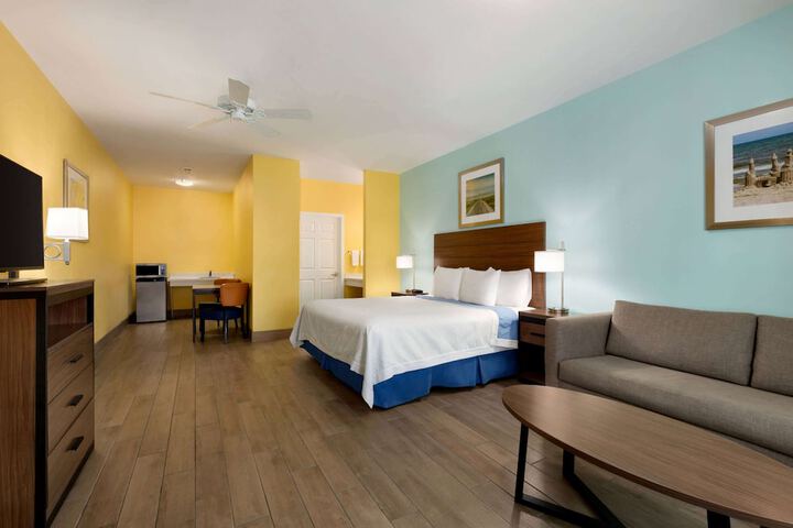 Room 28 of 52