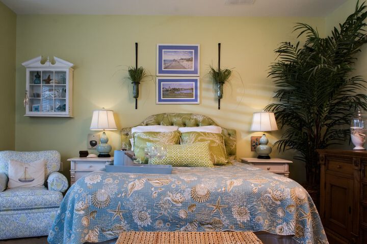 Room 150 of 191