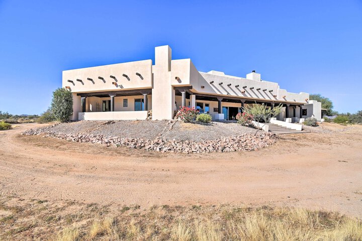 Rio Verde Desert Escape w / Patio & Mountain Views!