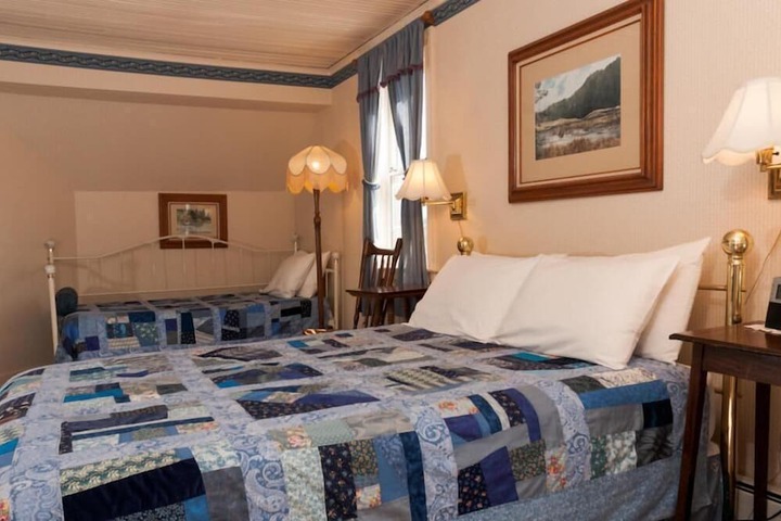 Room 21 of 42