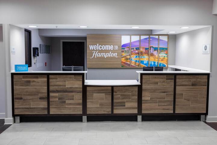 Hampton Inn Madison Huntsville Airport