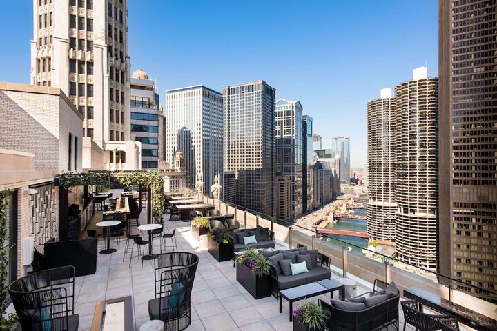 LondonHouse Chicago Curio Collection by Hilton