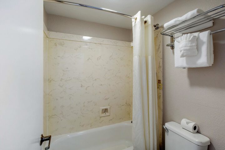Room 67 of 120