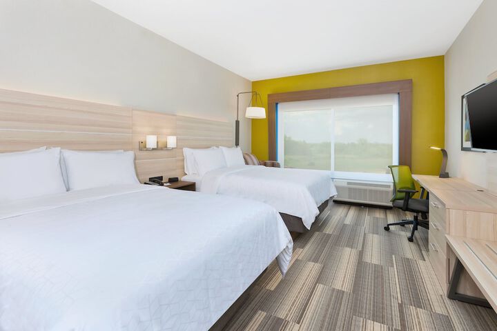 Room 14 of 34