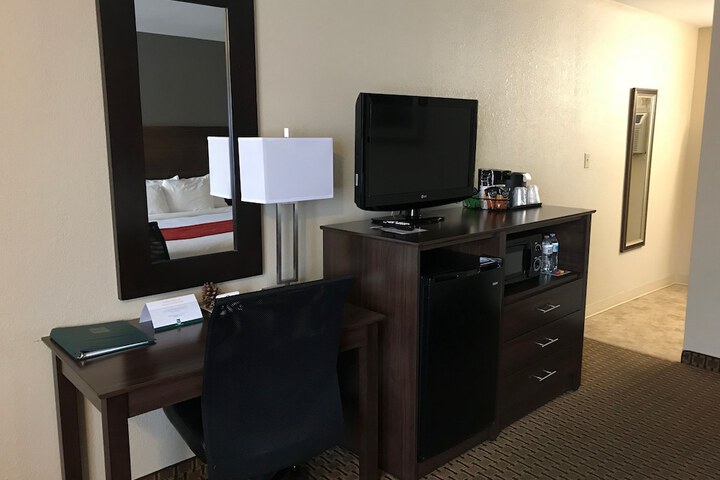 Room 31 of 53