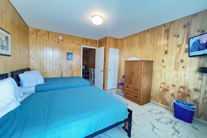 Room 54 of 61
