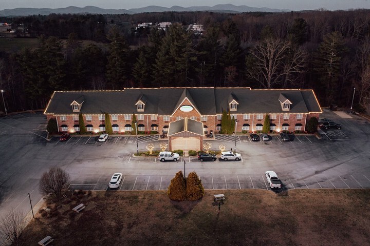 Hotel 13 of 43