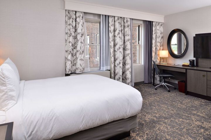 DoubleTree by Hilton Utica