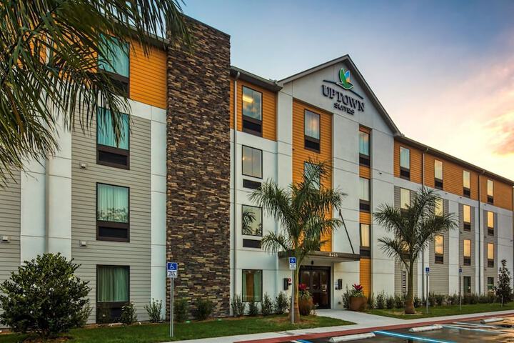 Hotel 2 of 17