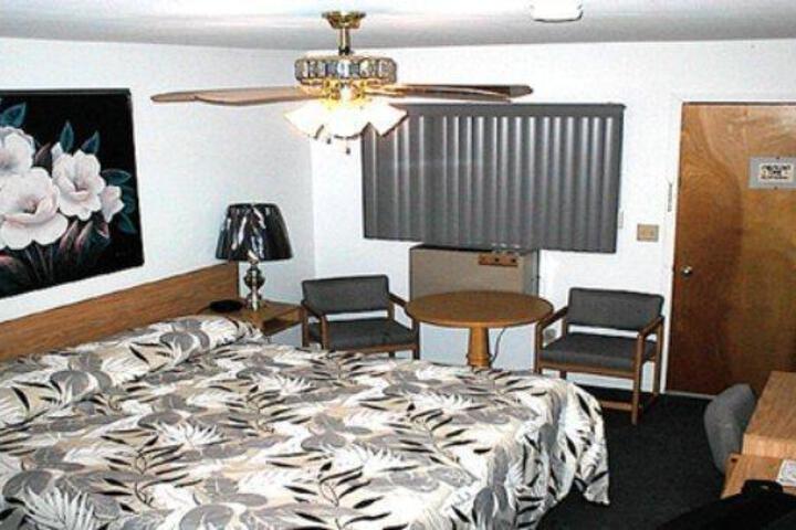 BUDGET INN DARBY