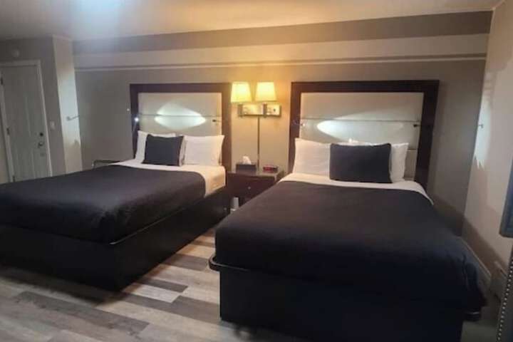 Room 14 of 38