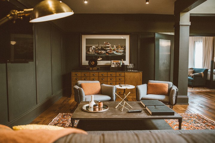 Crossroads Hotel