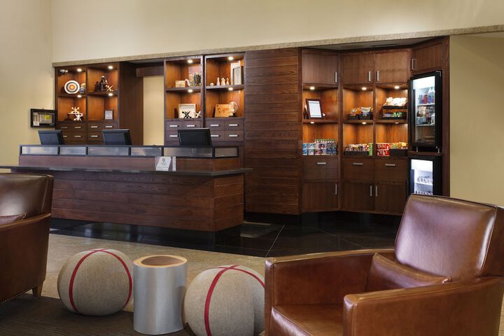 Hotel Interior 6 of 38