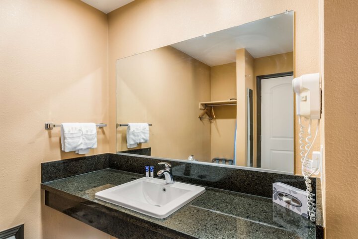 Americas Best Value Inn Ukiah