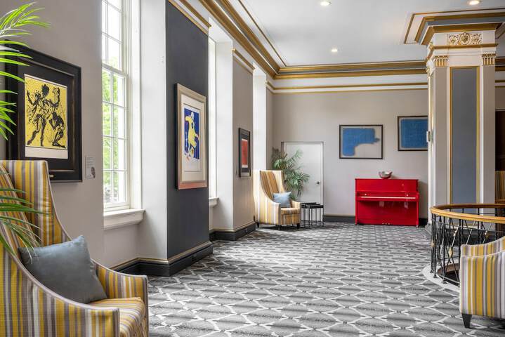 Hotel 7 of 69